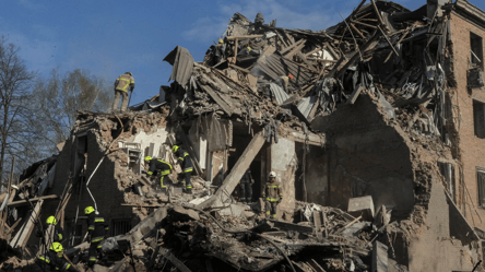 Обстріл Дніпра: Росія вбила пʼятьох людей та поранила 34 - 290x160