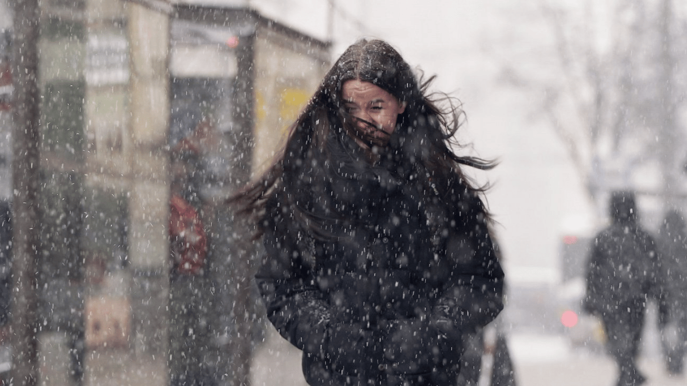 Погода в Украине в пятницу, 2 февраля — в каких областях будет штормить