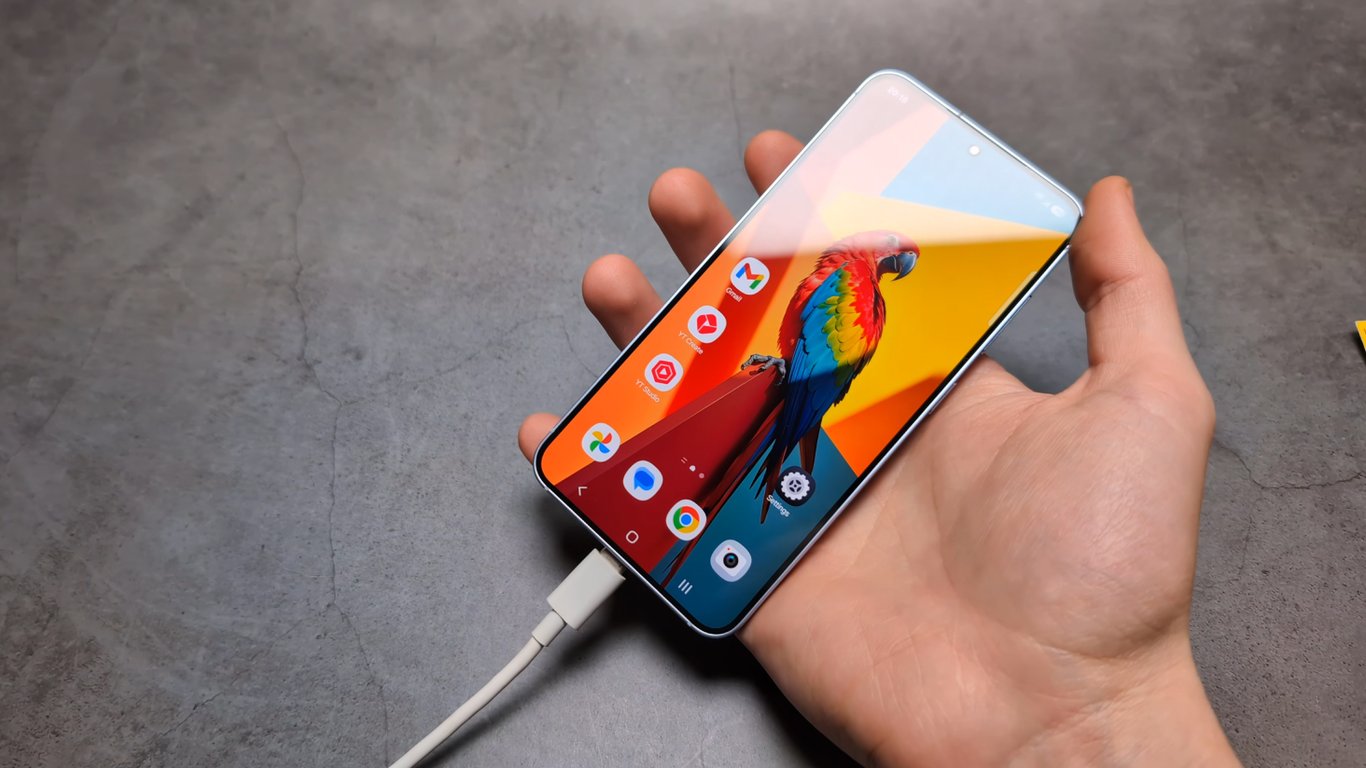 Правило "20-80" більше не працює: як правильно заряджати смартфон у 2026 році