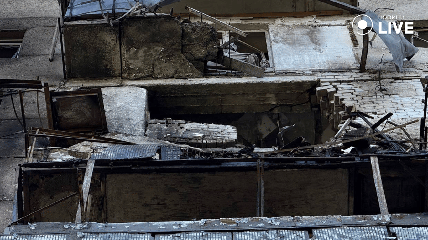Дрон влучив у будинок в Одесі — фото наслідків атаки на ранок - фото 4