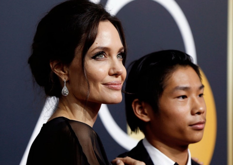 Бред Пітт цікавиться станом сина Пакса