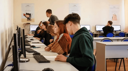 Шкільних іспитів не буде — що підготувала Рада для випускників - 290x166