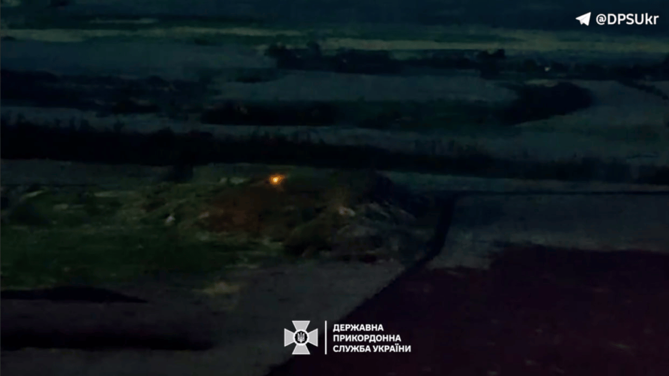 Пограничники бригады "Помста" уничтожили блиндаж оккупантов вместе со складом боеприпасов