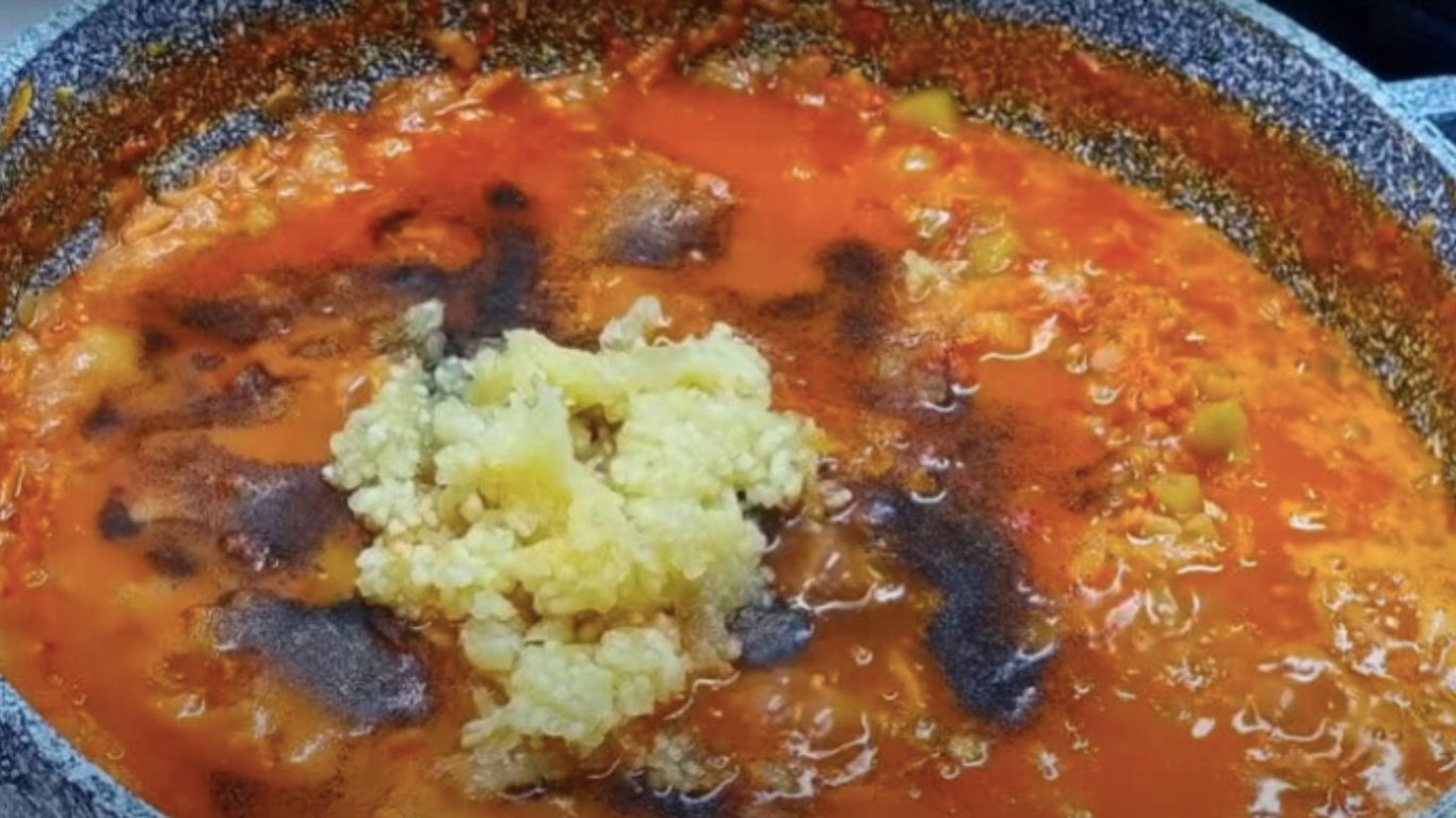 рецепт смачної заготівлі на зиму з кабачками 