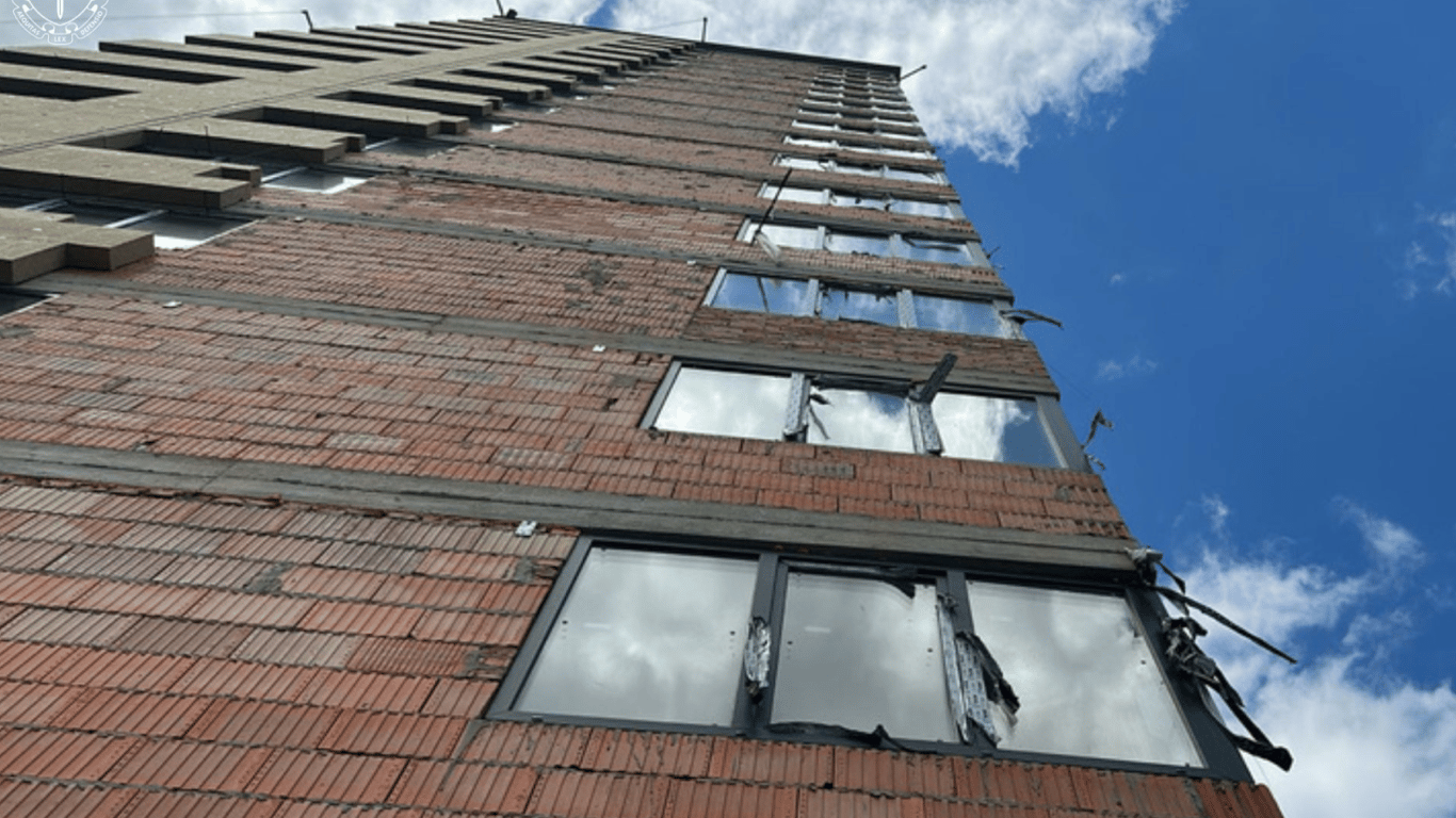 Во Львове во время ремонта погибли трое работников: оборвалась люлька
