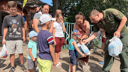 Родини з дітьми у прифронтовій зоні отримають допомогу від ЮНІСЕФ — про яку суму йдеться - 290x166