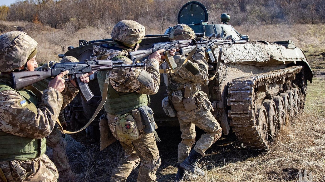 Війна в Україні — росіяни активно наступають на Покровському напрямку