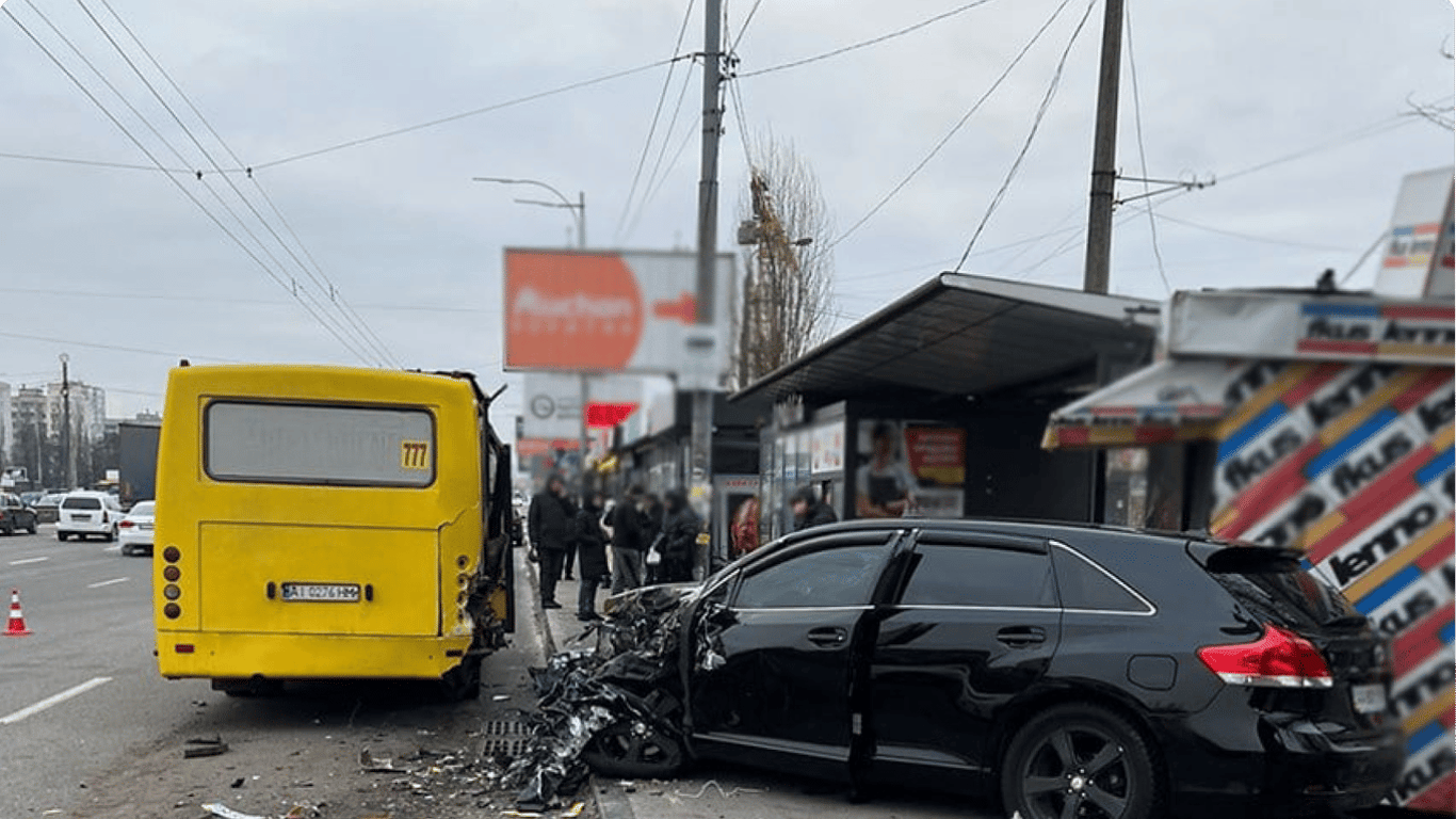 В Киеве на Окружной дороге произошло смертельное ДТП