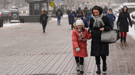 Гідрометцентр спрогнозував, чи буде тепло в Україні сьогодні - 290x160