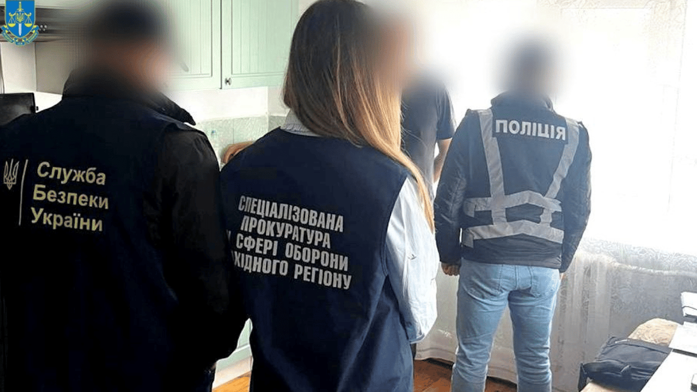 Делал уклонистам фальшивые документы — во Львовской области разоблачили мошенника