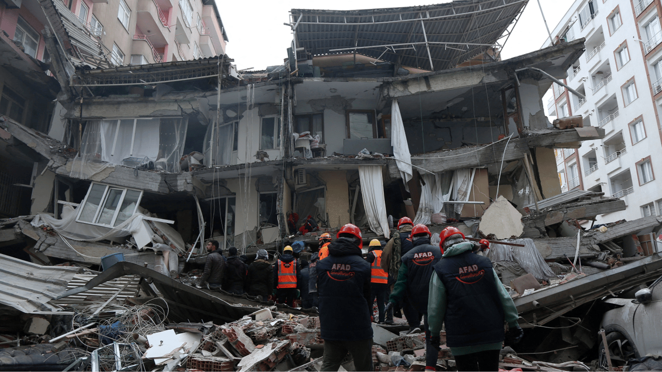 Кількість жертв землетрусів у Туреччині та Сирії зросла, а світом прокотилися нові хвилі підземних поштовхів