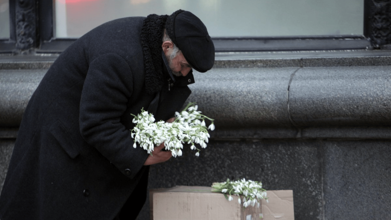 Жителей Киева призывали не покупать первоцветы — какая причина