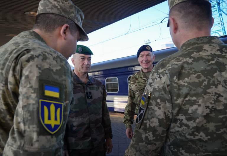 Обговорення гарантій безпеки для України з представниками Франції та Британії