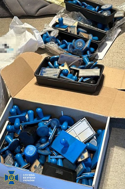 підроблені штампи ВЛК