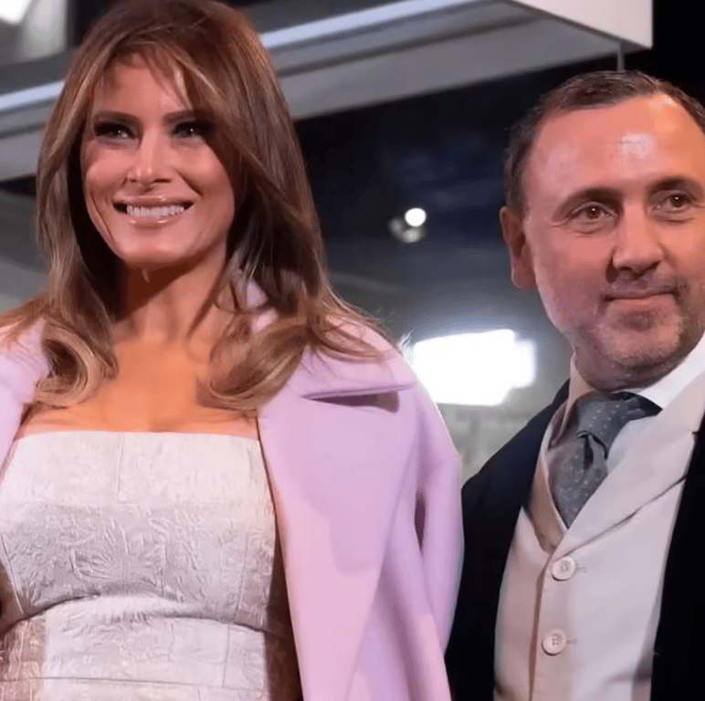 Меланія Трамп зі своїм стилістом