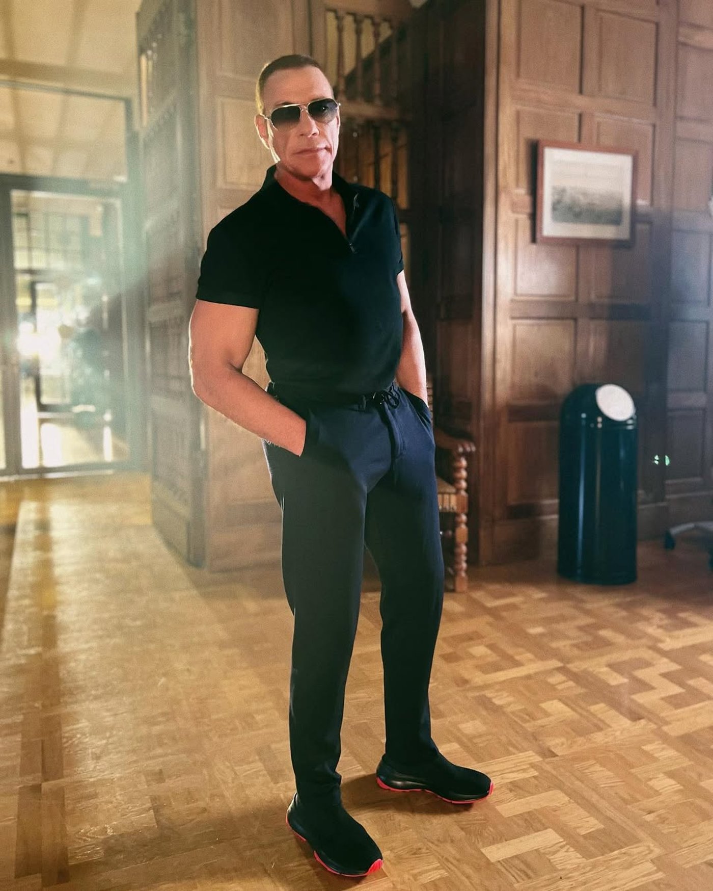 Жан-Клода Ван Дама звинувачують у торгівлі людьми - фото