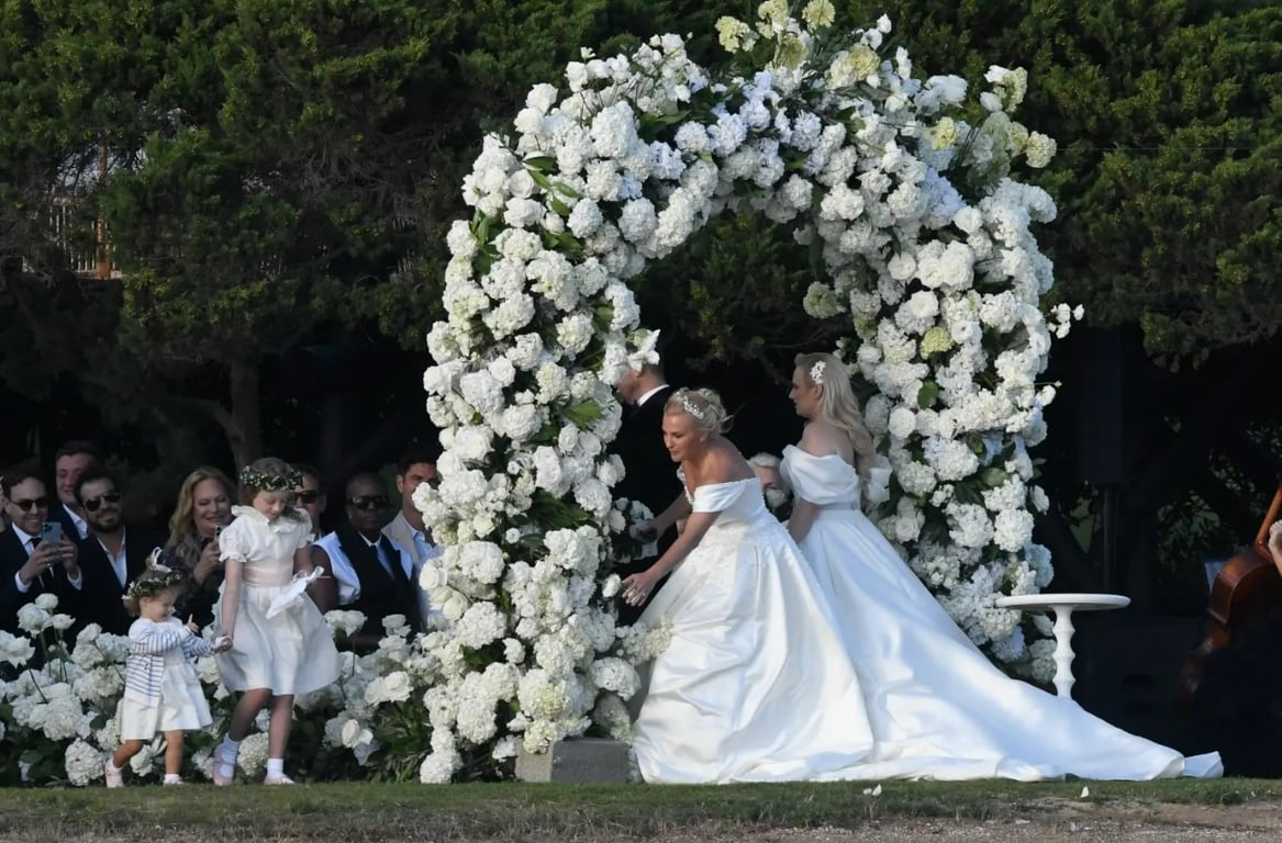 Ребел Вілсон зареєструвала шлюб з коханою