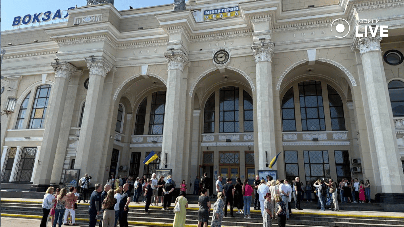 Полонені будуть повернені — в Одесі підняли Прапор Надії - фото 6