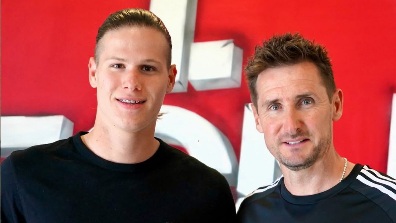 Артем Степанов