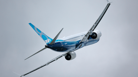 Boeing планує замінити одну з моделей літаків — в чому причина - 285x160