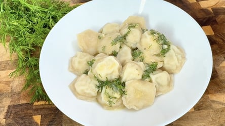 Ідеальне тісто на пельмені: рецепт "на око" - 285x160