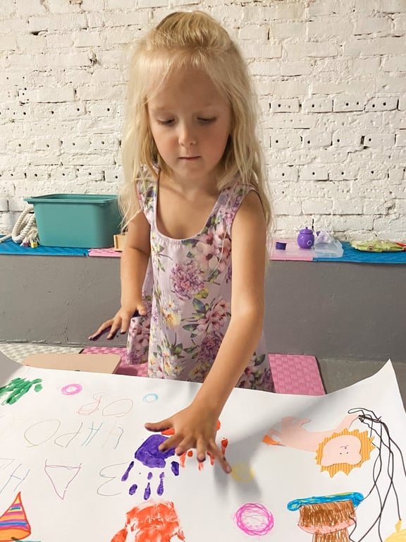 дитина з аутизмом