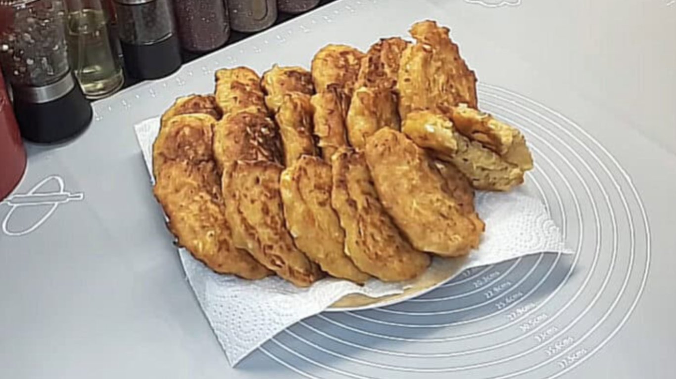 простий рецепт пиріжків по-лінивому з капустою