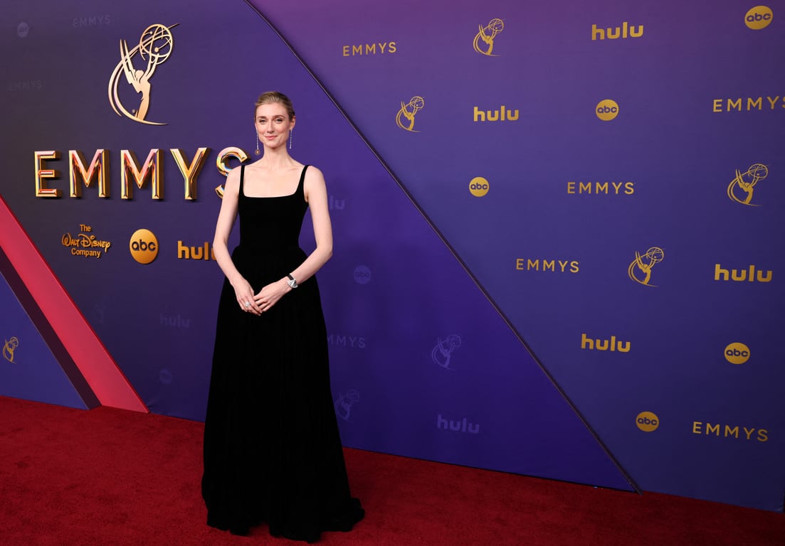 Акторка Елізабет Дебескі