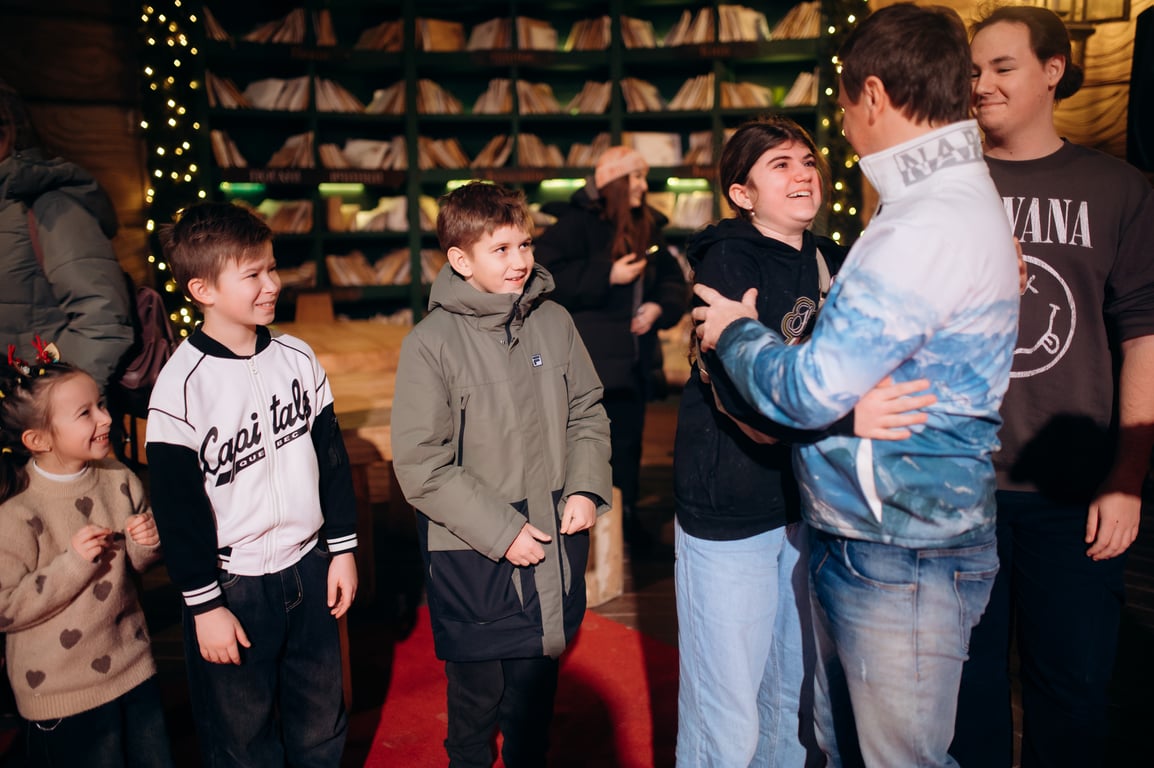 Дмитрий Комаров осуществил мечту детей