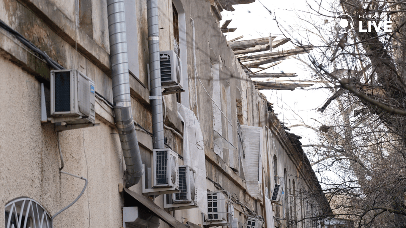 Последствия ночной атаки на Одессу — жители трех квартир нуждаются в отселении