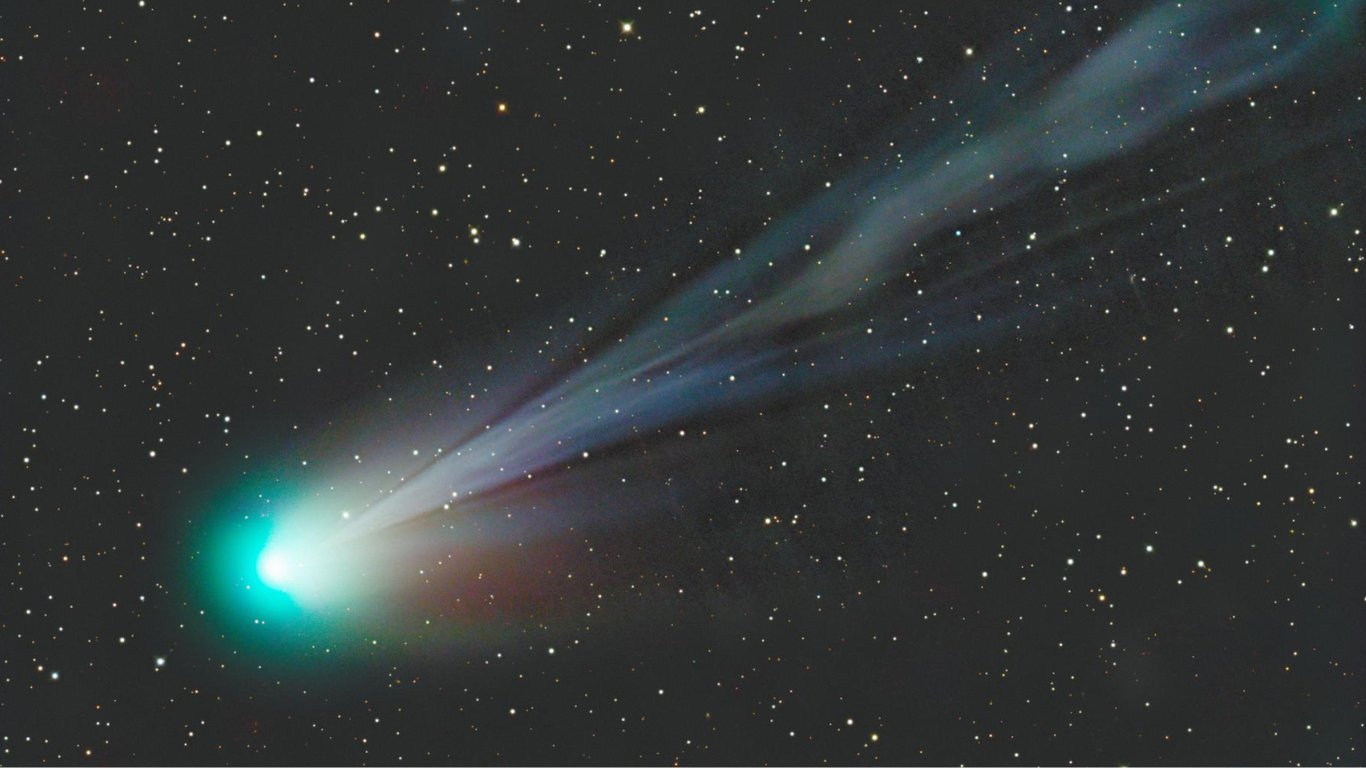 Гигантская комета Дьявола пролетит над Украиной — когда ждать событие