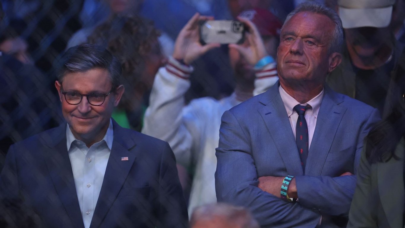 Майк Джонсон та Роберт Кеннеді-молодший