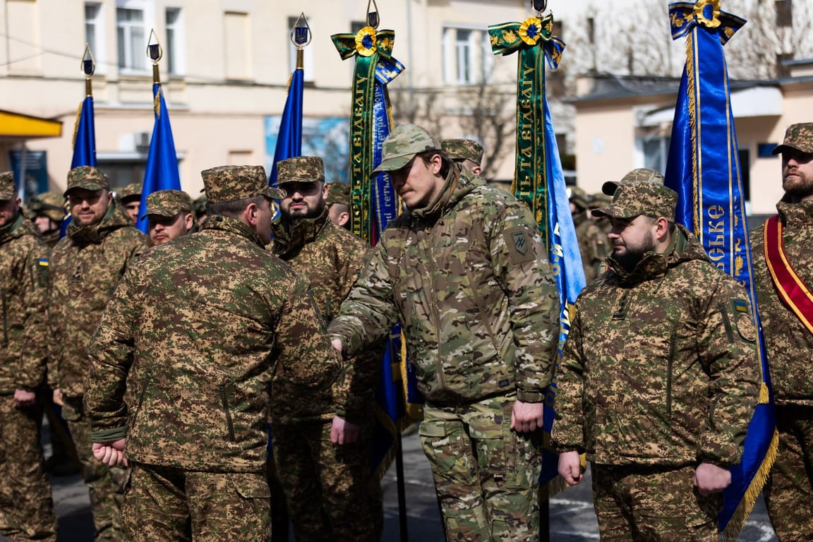 Командир Азова Денис Прокопенко и другие военные бригады