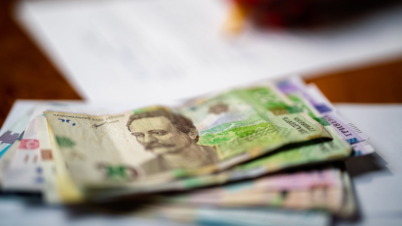 Дехто з власників квартир мають сплатити більший податок на нерухомість