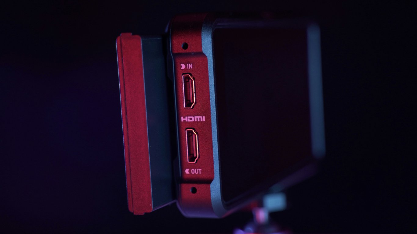 В Великобритании представили SilentGlass для защиты HDMI и DisplayPort