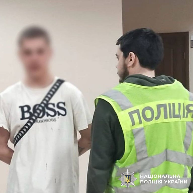 У Києві підлітки побили військового 18 квітня