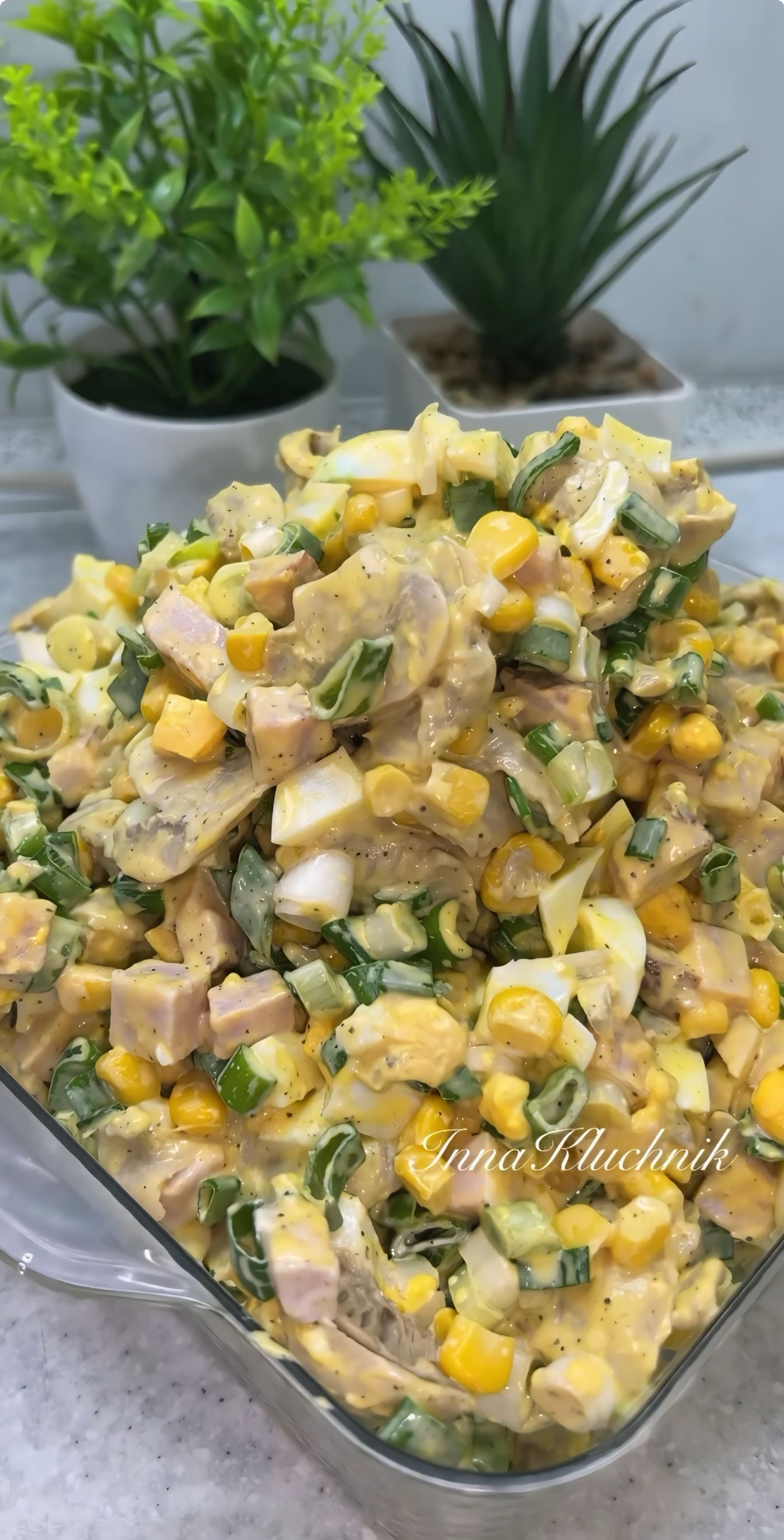 Салат з варених яєць та м'яса - рецепт