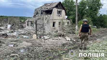 Россияне сбросили 10 авиабомб на жилые кварталы Донецкой области — есть погибшие и раненые - 285x160