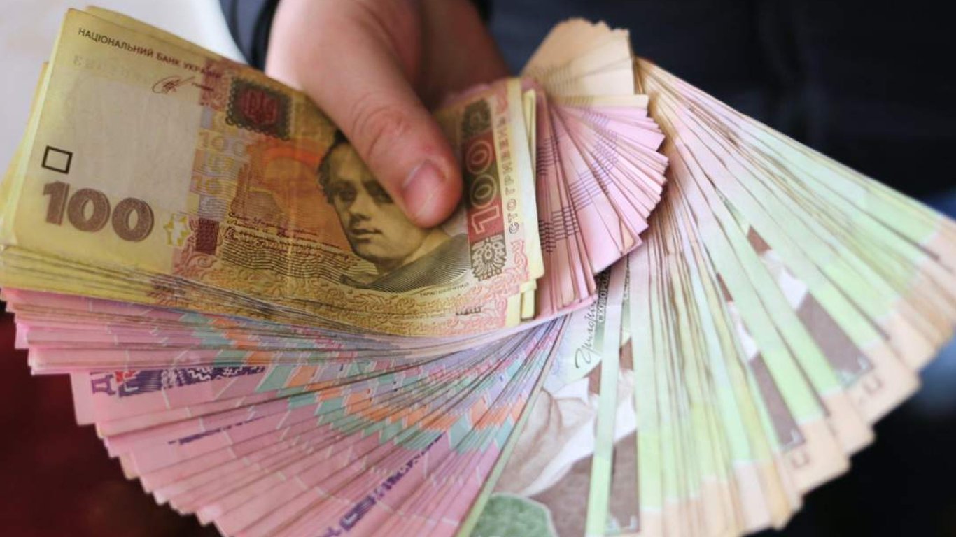 Микрокредиты в Украине — граждане активно берут деньги в долг во время войны