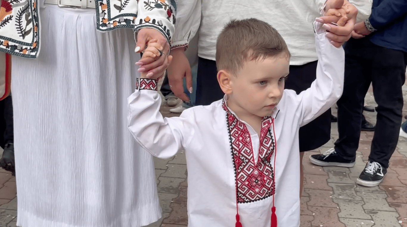 Святкуємо не лише День вишиванки, а саме життя: фоторепортаж з Одеси - фото 3