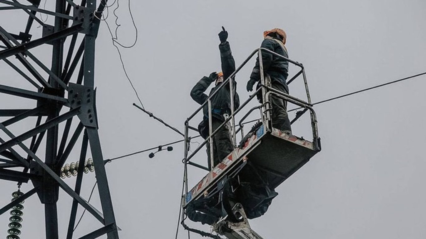На Донеччині ДТЕК відновив електропостачання в понад 10 тис. осель