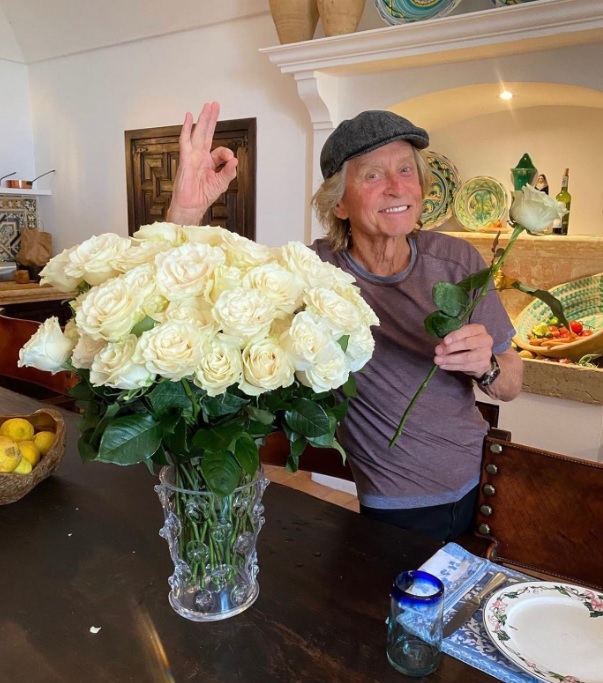 Дизайн интерьера по-голливудски: эстетика кухни Майкла Дугласа - фото 1