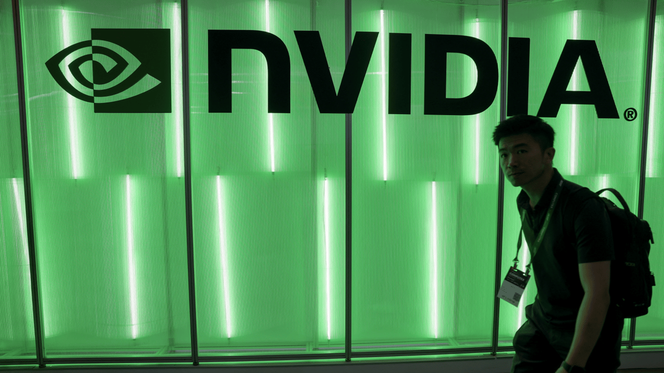 Nvidia стоит более 3 триллионов долларов и является второй самой дорогой компанией в мире