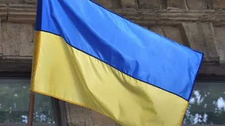В Одессе будут судить мужчину, похитившего украинские флаги - 285x160