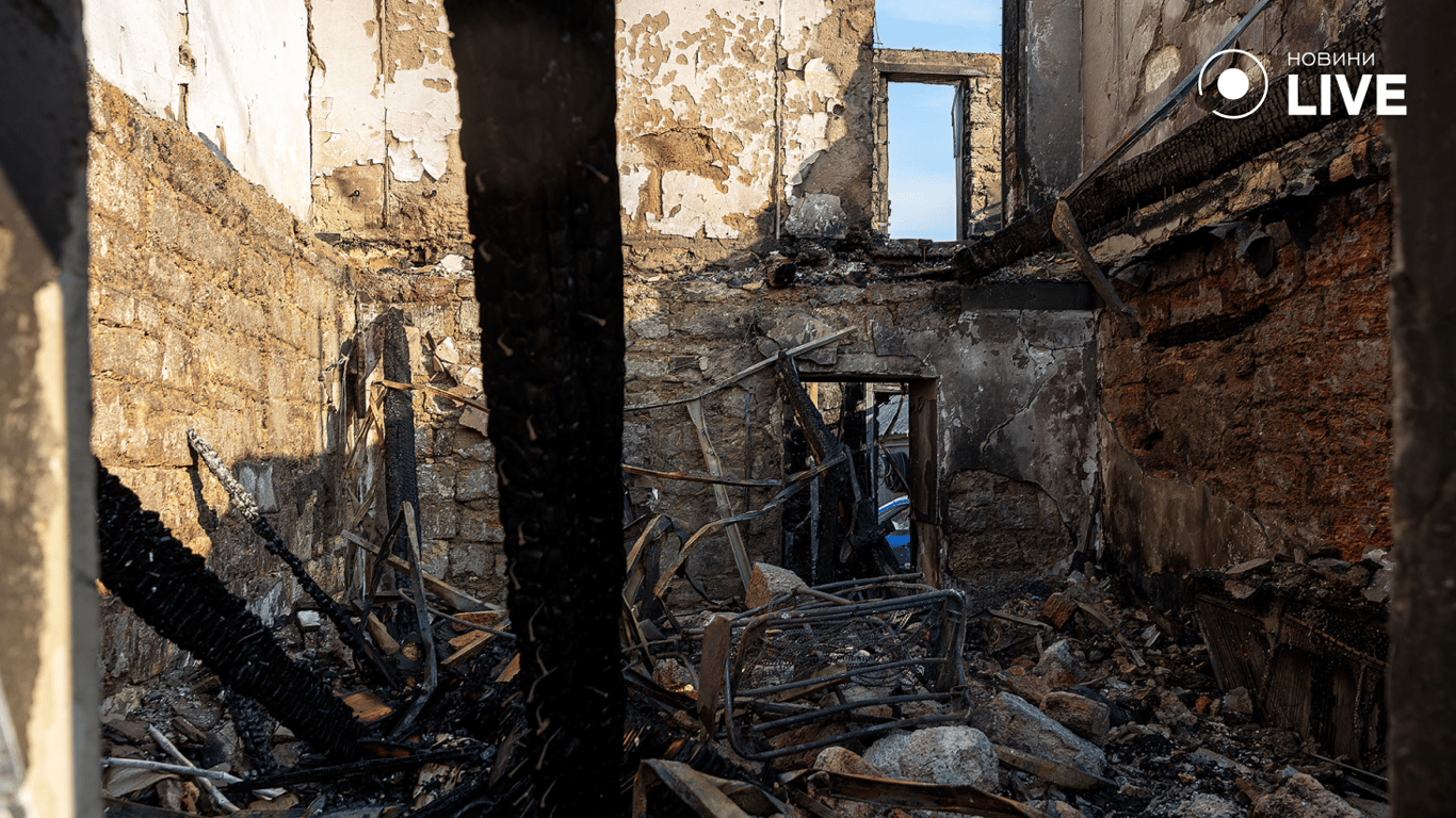 Зруйнований будинок в Одесі унаслідок атаки РФ