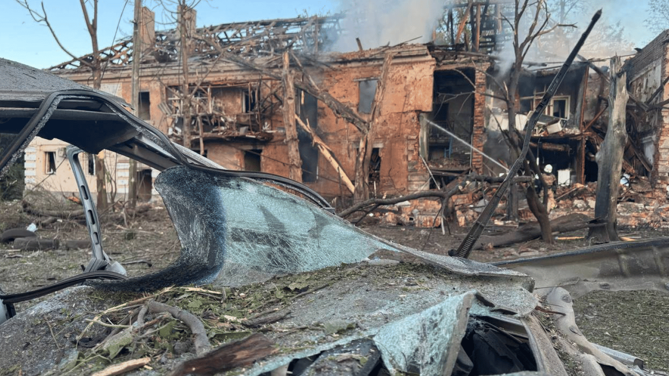 Окупанти обстріляли Дніпропетровщину: шестеро людей загинули