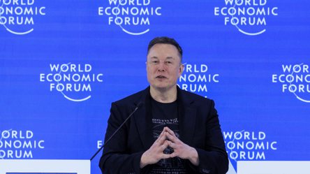 Маск зробив заяву щодо припинення використання Starlink Росією - 290x166