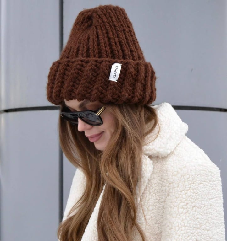 Шапку можна підібрати в різному стилі