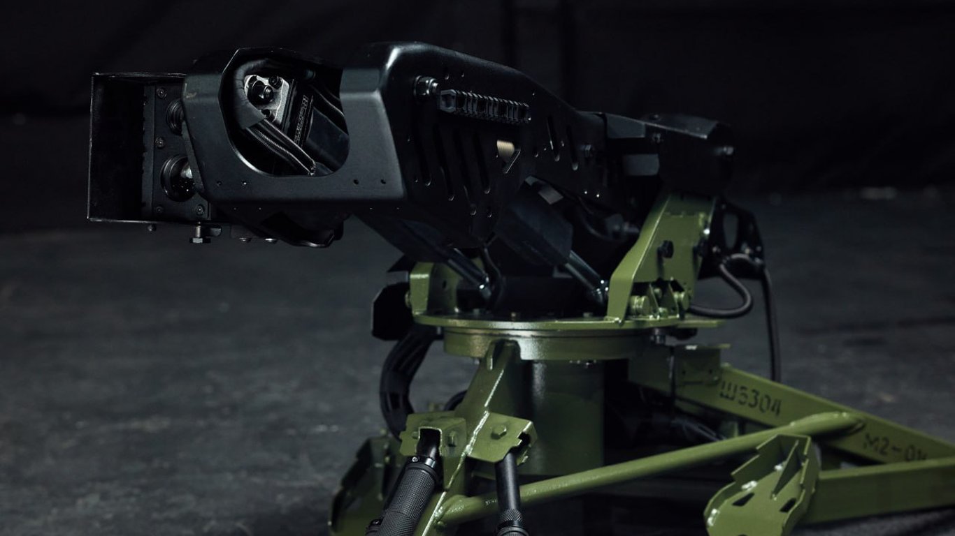 Кібер-шабля — голова Мінцифри анонсував передачу на фронт новітніх роботизованих турелей