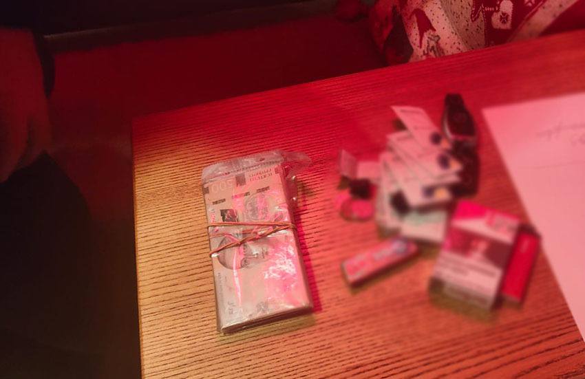 хабар за рекламу у Києві